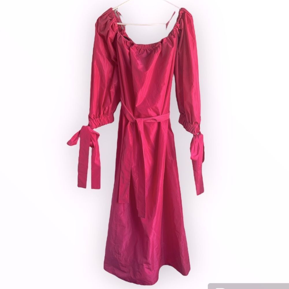 💕 SOLD💕 NOT FOR SALE. STAUD Midi Dress